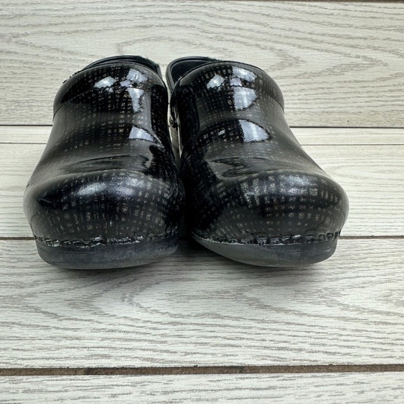 Dansko Black w/ Gold Silver Glitter Lines Plaid Clogs Womens EU 37‎ / US 6.5-7 - Picture 3 of 7